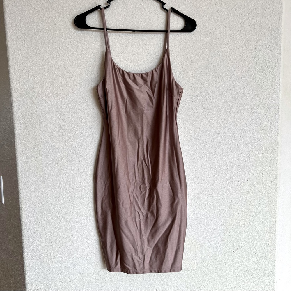 IRIS Mauve Spaghetti Strap Silky Fitted Mini Dress